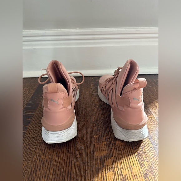 Puma Fenty sneakers - Picture 2 of 4